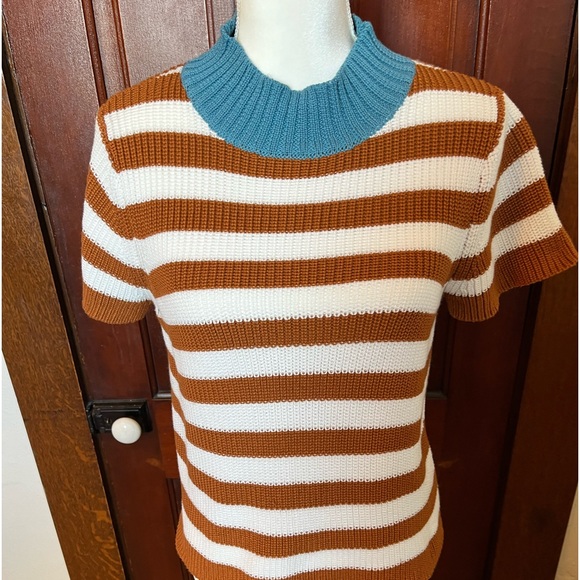 Roolee Sweaters - Roolee short sleeve lightweight sweater. Perfect condition.